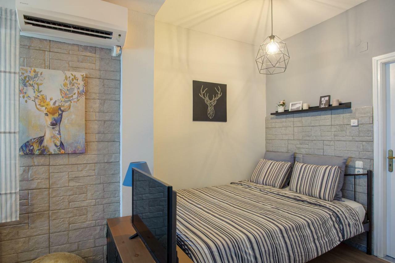 יואנינה La Casa - Traditionally Elegant Apt 38M2 W Prk Grd מראה חיצוני תמונה